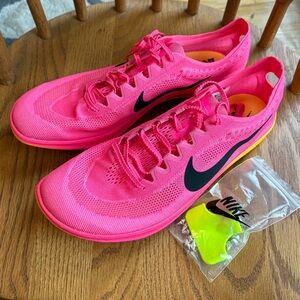 Nike ZoomX Dragonfly spike